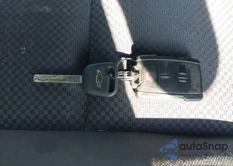 2014 Chevrolet Silverado 1500 1Lt из США, поврежденный, VIN 1GCVKREC9EZ257751